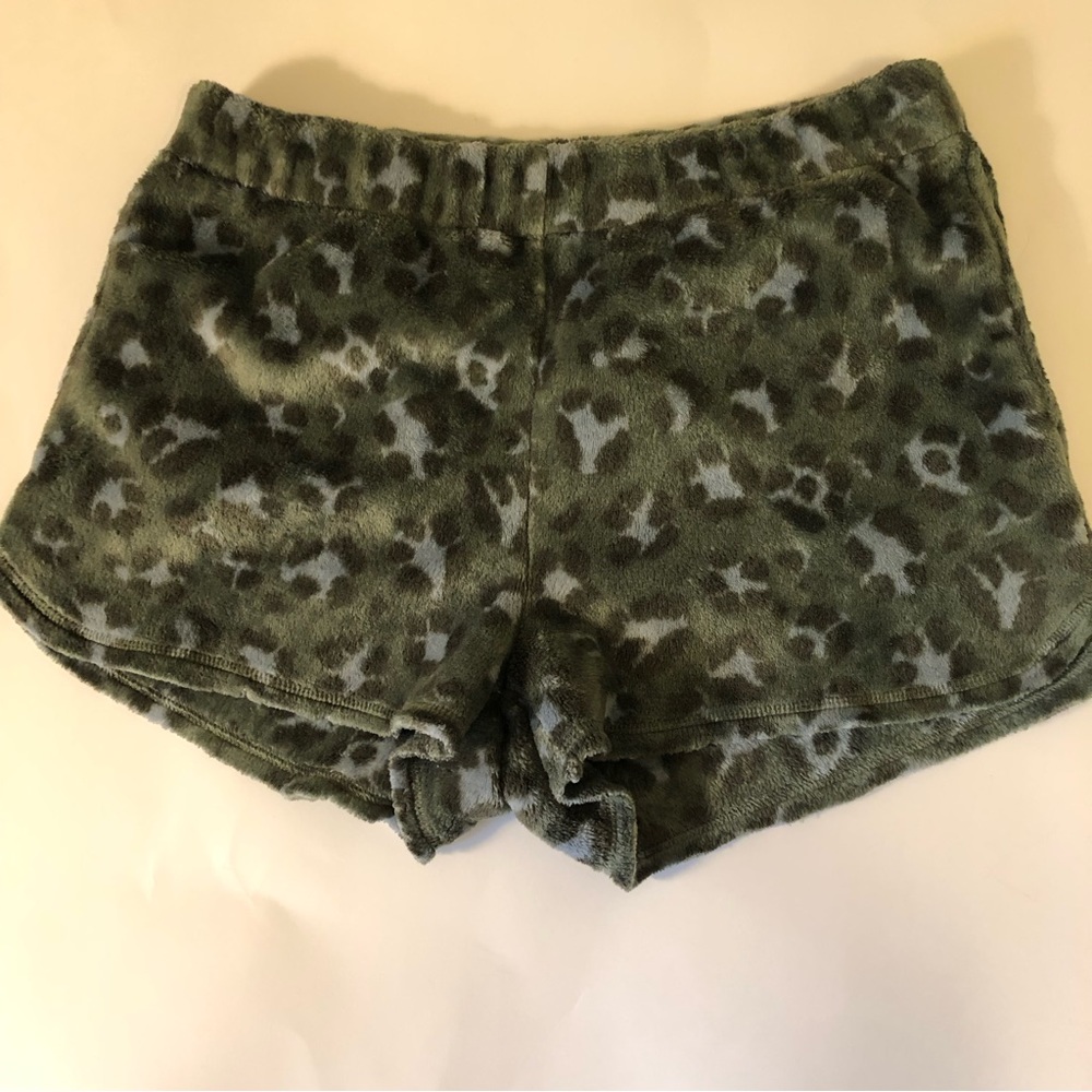 Aerie Green Animal Print Fleece Sleep Shorts S/P